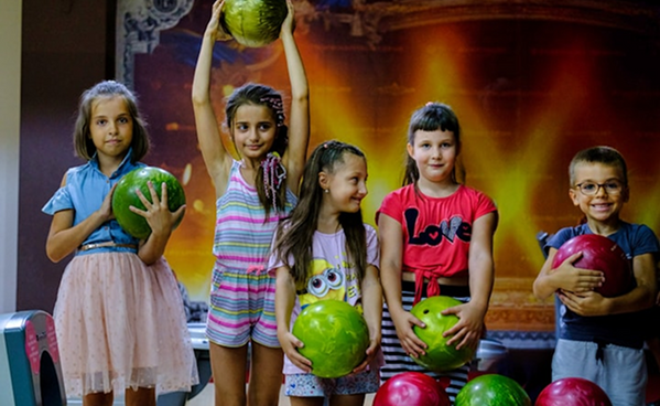 Duis mollis est non commodo luctus